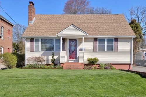 29 Hillhurst Ave, New Britain, CT 06053-2719
