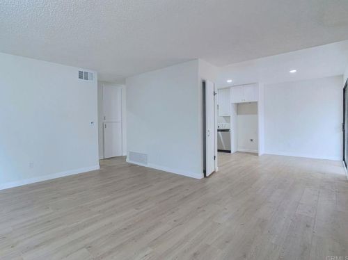 1264 Madison Ave, El Cajon, CA 92021-6418
