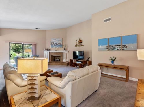 1423 Fry Ct, Benicia CA  94510-2576 exterior