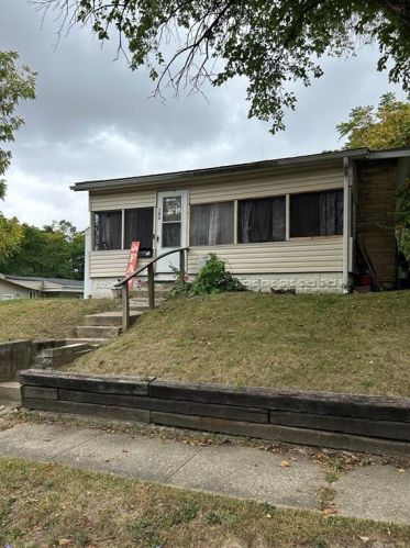 784 Church St, Xenia, OH 45385-3048