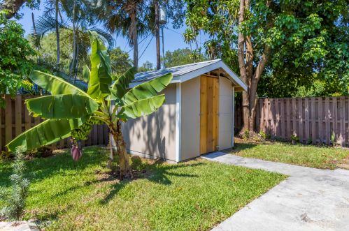 800 18 St, Boca Raton FL 33486-6937 exterior