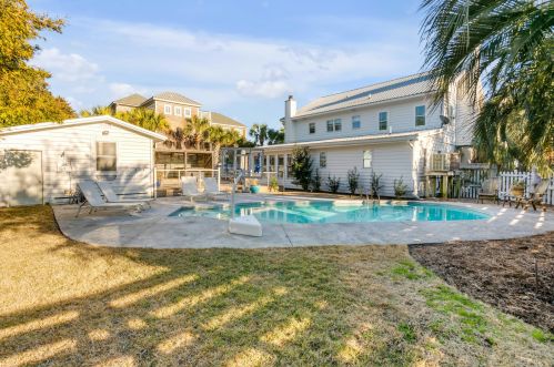 2201 Palm Blvd, Isle Of Palms SC  29451-2349 exterior