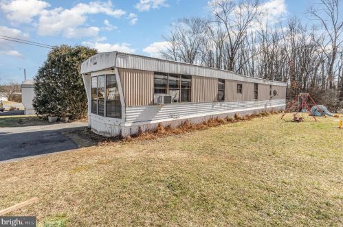 123 Drew Ave, Paradise Park, PA 17068-8025
