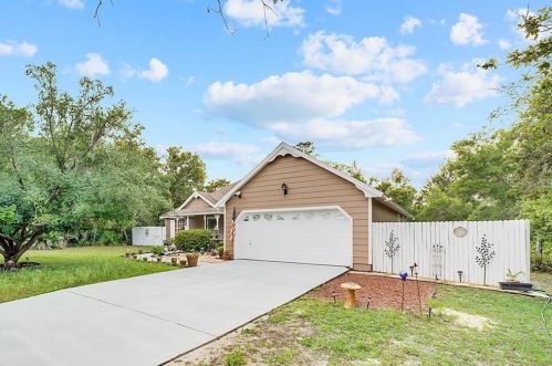 5890 Cheyenne Dr, De Leon Springs, FL 32130-3396