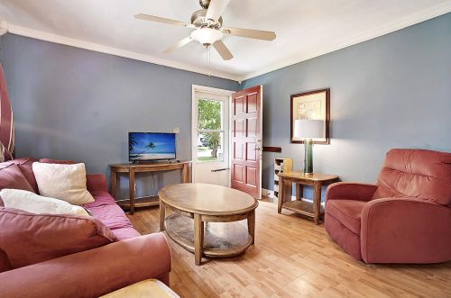 1201 Shadow Dr, Mount Pleasant SC  29464-3700 exterior