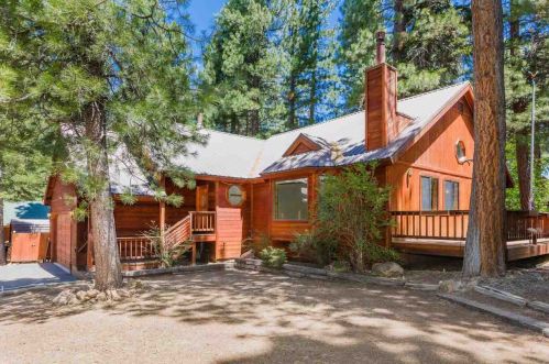 10625 Saxon Way, Truckee CA  96161-1152 exterior