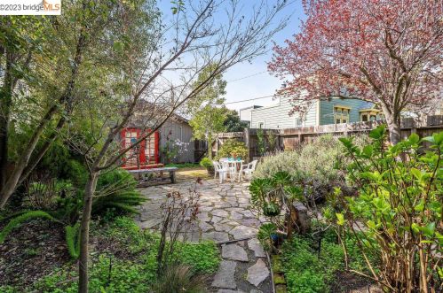 2122 Sacramento St, Berkeley CA  94702-1905 exterior