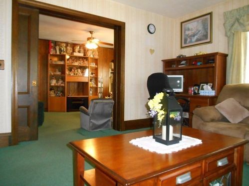 195 Millbury St, Worcester MA 01610-2801 exterior