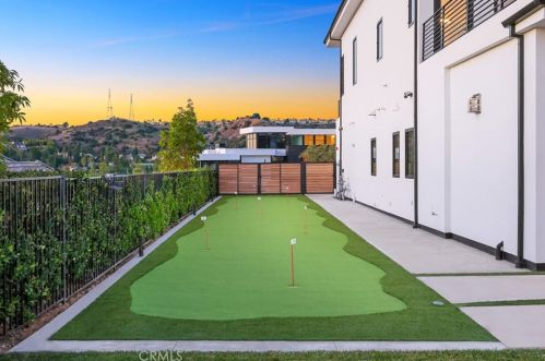 18852 Canyon Crest Dr, Orange CA 92861-2806 exterior