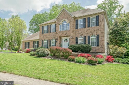 180 Carriage Hill Cir, West Deptford, NJ 08051-1164