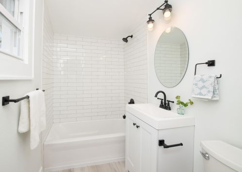 805 Townsend St, Milwaukee WI  53212-1723 exterior