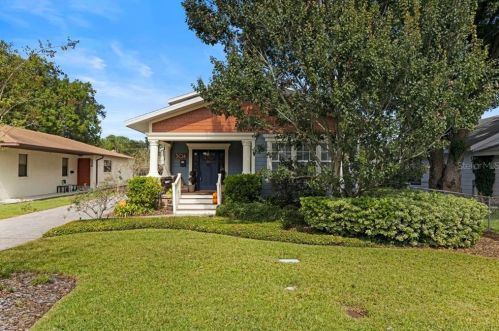 304 Palm Dr, Lakeland, FL 33803-2650
