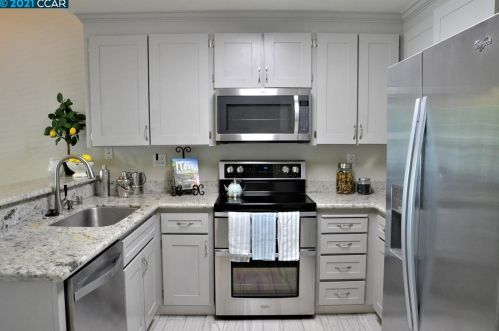 2414 Heatherleaf Ln, Pacheco CA  94553-4336 exterior