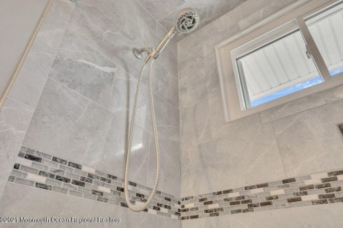 34 Wyoming Dr, Jackson Twp NJ  08527-1544 exterior