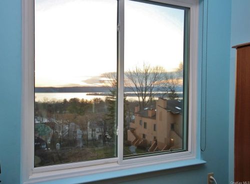 34 Hudson View Hl, Crotonville NY  10562-3327 exterior