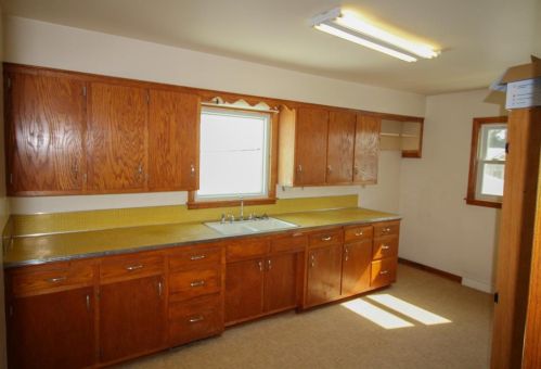 136 Lincoln St, Stetsonville, WI 54480-9553