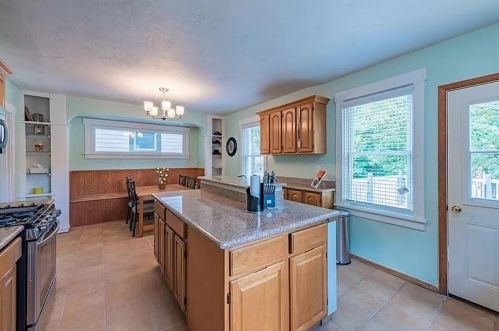 1611 Chelton Ave, Pittsburgh PA  15226-2435 exterior