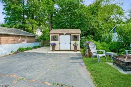 73 Nutley Ave, Nutley NJ  07110-1912 exterior