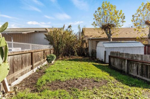 120 Thomas St, Ukiah CA  95482-5822 exterior