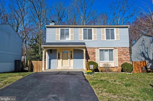8486 Rippled Creek Ct, Springfield, VA 22153-3802