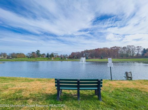 36 Winding River Rd, Lakewood NJ  08701-5733 exterior