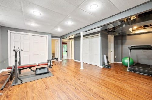 1316 Fox Chapel Rd, Pittsburgh PA  15238-1844 exterior