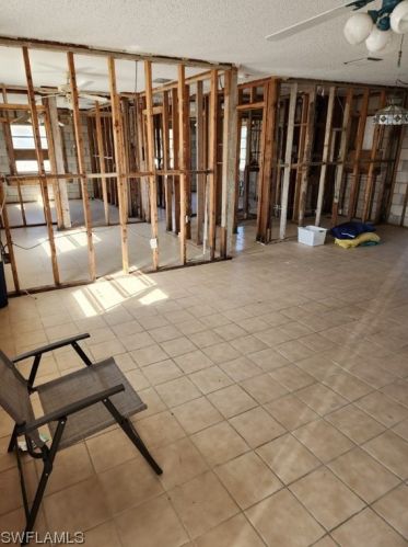 331 Washington Ct, Fort Myers Beach FL  33931-3735 exterior