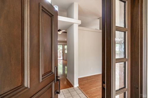 2013 Waltzer Rd, Santa Rosa, CA 95403-1827
