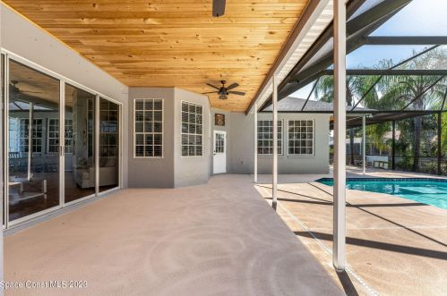 816 Brookstone Dr, Merritt Island FL  32952-4141 exterior