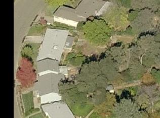 21 Rockridge Rd, Oroville, CA 95966-3639