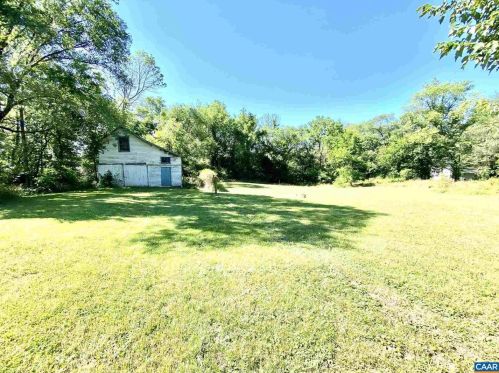 6417 Hillsboro Ln, Crozet VA  22932-3322 exterior