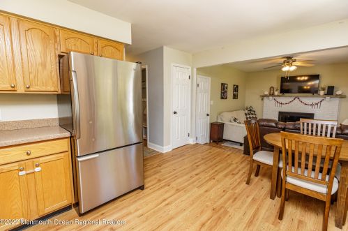 1618 Whitcomb Rd, Lacey NJ  08731-3347 exterior