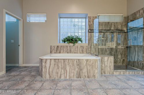 5330 Angela Dr, Scottsdale AZ 85254-6409 exterior