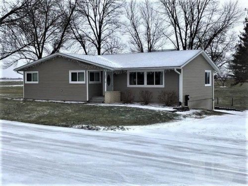 209 Main St, Wayland, IA 52654-9705