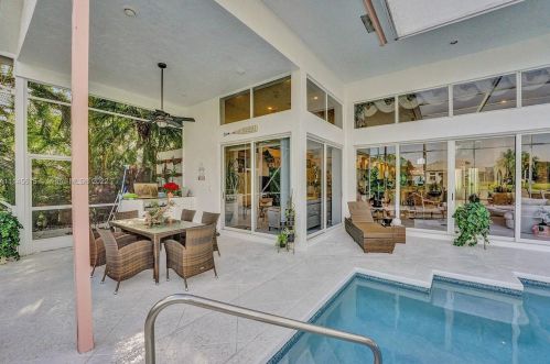 11646 Privado Way, Boynton Beach FL  33437-1924 exterior