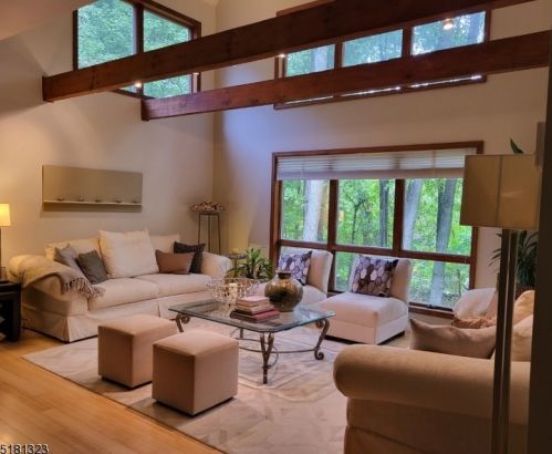 38 Sleepy Hollow Rd, Wantage, NJ 07461-4498