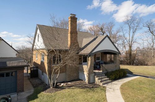 904 Clayton Ct, Newport, KY 41073-1617