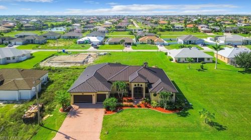 3510 15th Ter, Cape Coral FL  33993-4954 exterior