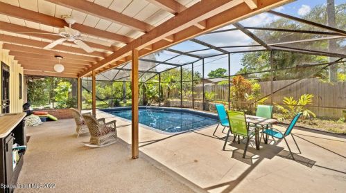 119 Briarwood Ln, Cocoa, FL 32926-5954