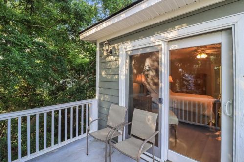 9 Fairway Oaks Ln, Isle Of Palms SC  29451-2822 exterior