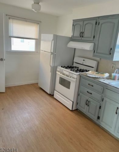 134 Gilbert Ave, Elmwood Park NJ  07407-1650 exterior