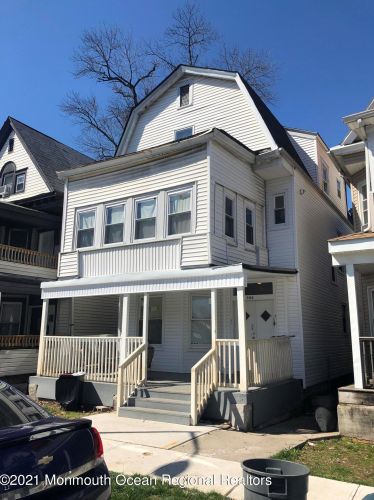 161 Oraton Pkwy, East Orange, NJ 07017-4411