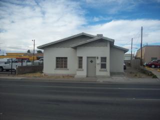 811 Amador Ave, Las Cruces NM  88001-3378 exterior