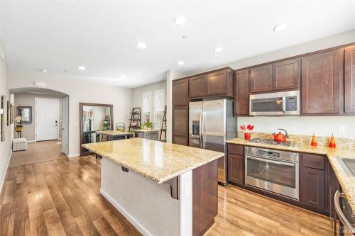 5284 Gramercy Cir, Fairfield CA  94533-6680 exterior