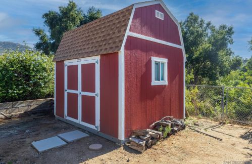 8556 Rosada Way, El Cajon CA  exterior