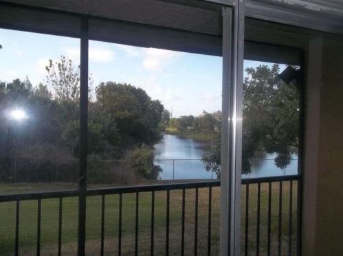 1429 Meadows Cir, Boynton Beach, FL 33436-9205