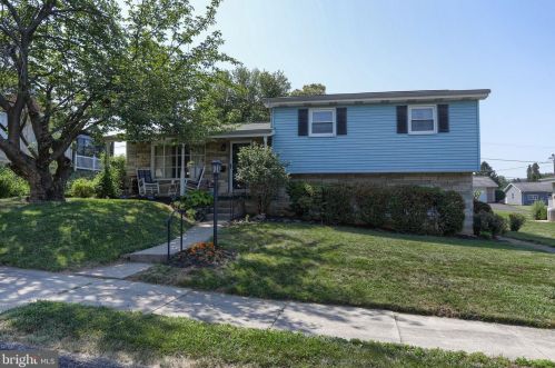 512 Beech Ave, Swatara, PA 17033-1611
