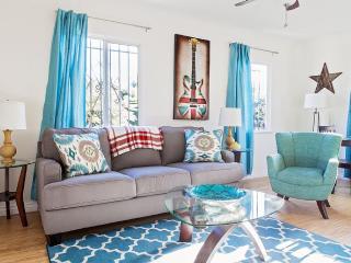 1011 5th Ave, Los Angeles CA  90019-3438 exterior