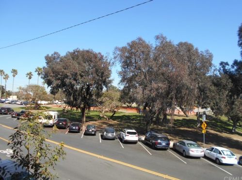1321 Beryl St, Redondo Beach CA  90277-2455 exterior