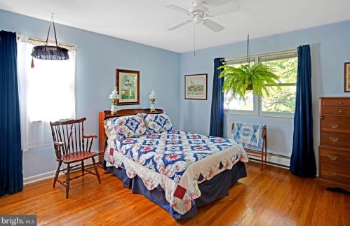 623 Crescent Ave, Lansdale PA 19446-3203 exterior